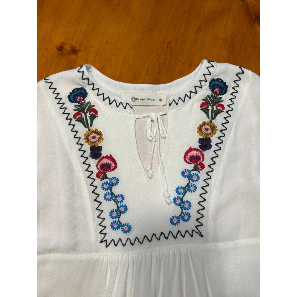The Impeccable Pig White Embroidered Boho Babydoll Blouse Floral Cottage Hippie - Picture 9 of 13